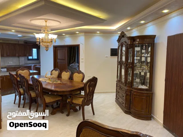 روف للبيع بموقع حيوي في حي الطيره ، رام الله