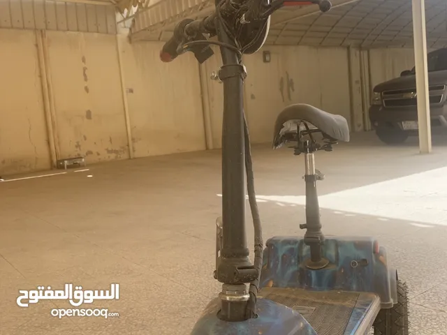 سكوتر كهربائي مع مقعد 36 فولت اقل حد