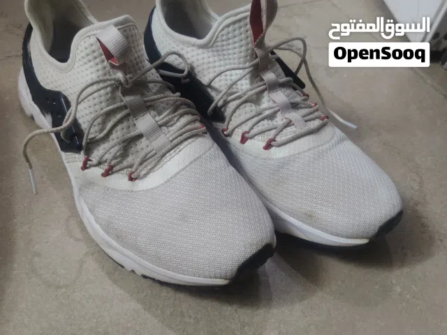 Reebok رياضي