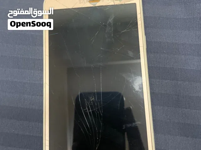 السلام عليكم معي تلفون و سيع امورهن طيبه بس التلفون يباله تغيار شاشه و امواره طيبه بيعه مستعجله رخيص