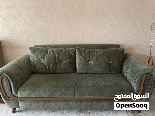 قنفات 2 كراسي 2 قنفات كبيره و1 قنفه صغيره