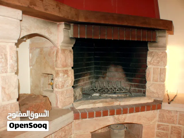 شقة فاخرة ومشمسة 200م للبيع في مرج الحمّام