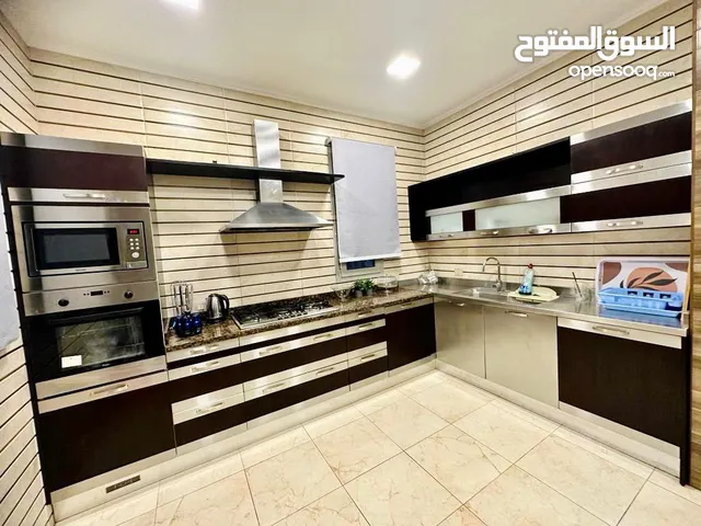 650m2 5 Bedrooms Villa for Rent in Giza Sheikh Zayed