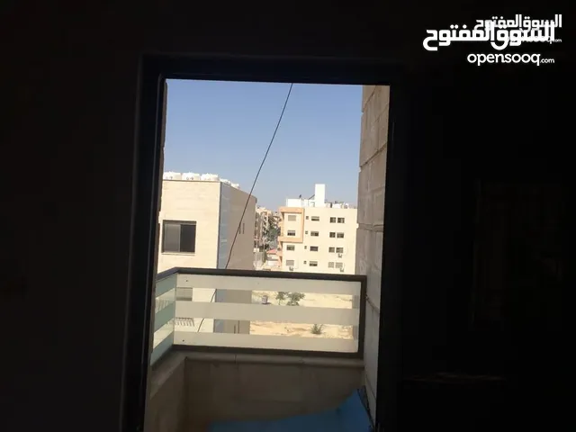 شقه مفروشه للايجار الجبيهة مقابل الجامعه الاردنيه إعلان رقم ( N30 )