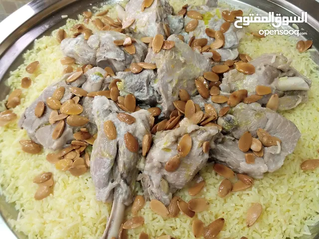 شيف طباخ شرقي وغربي وسلطات ابحث عن عمل