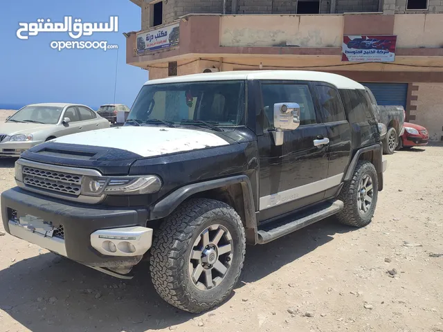 Used Toyota FJ in Derna