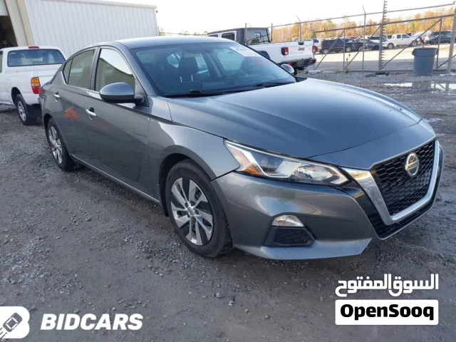 Used Nissan Altima in Al Batinah