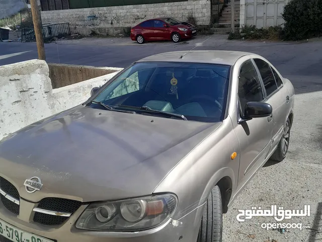 نيسان الميرا 2005