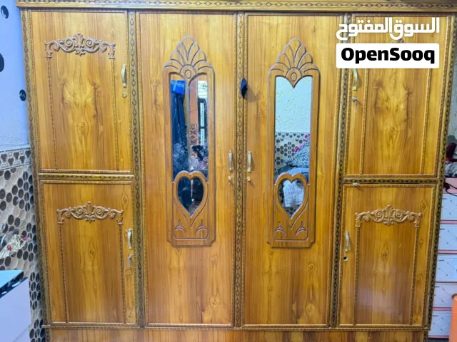 كنتور صاج لون جوزي متكون من أربعة أبواب للبيع