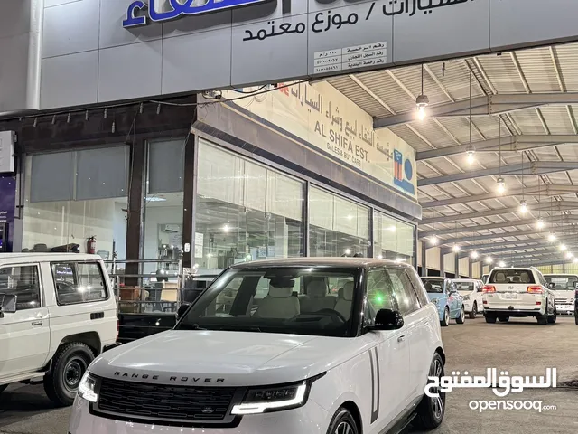 New Land Rover Range Rover in Jeddah