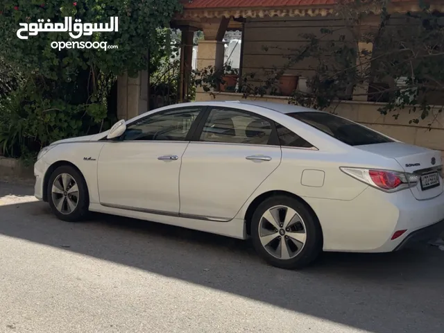 Used Hyundai Sonata in Ajloun