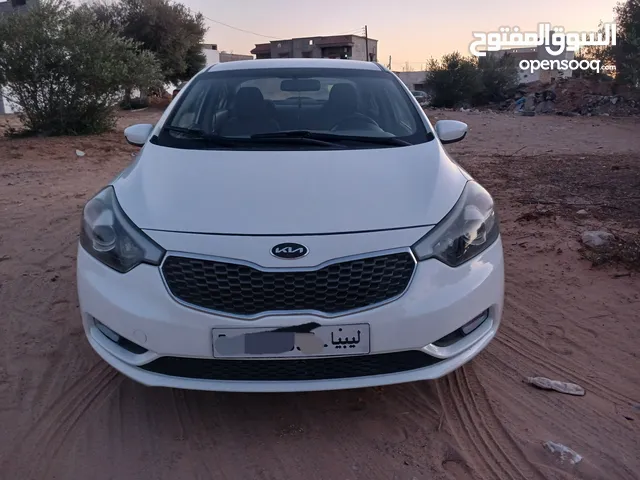 Used Kia Cerato in Tripoli