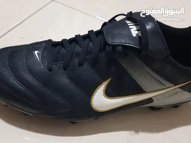 حذاء كرة قدم NIKE