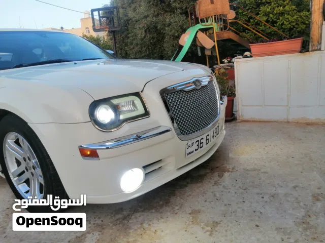 2005 كرايسلر 300 300S v8