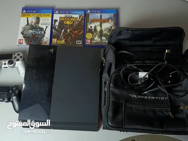 للبيع: بلايستيشن 4 كامل مع يدين و3 ألعاب - حالة ممتازة! For sale ps 4 with all equipments