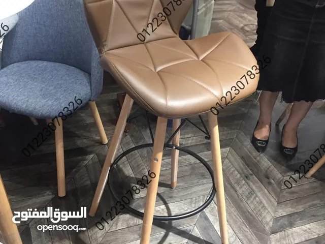 كرسى بار عالى جلد  شاسيه خشب زان تنجيد سفنج مكسى جلد بافضل خامات و متاح الوان مختلفه