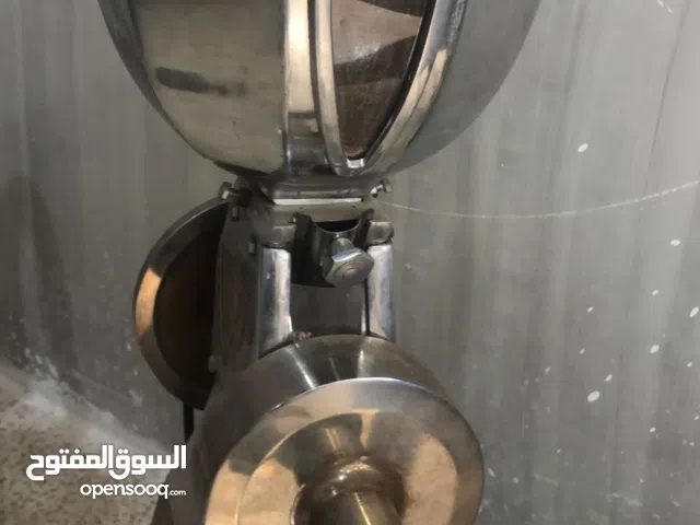 يتوفر لدينا ماكينات طحن القهوة و البهارات