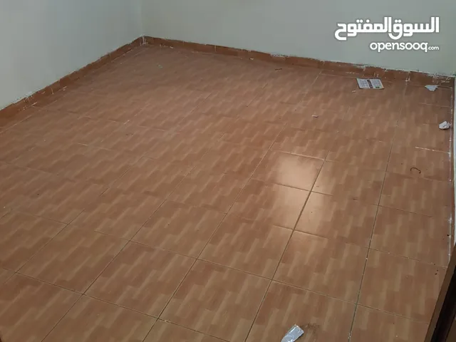 Semi furnished flat for rent in Seqayah (salmaniya area )
