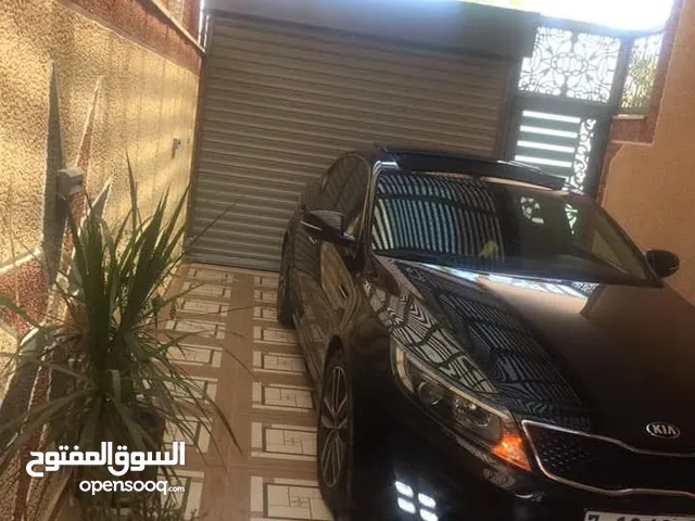 Used Kia K5 in Nablus