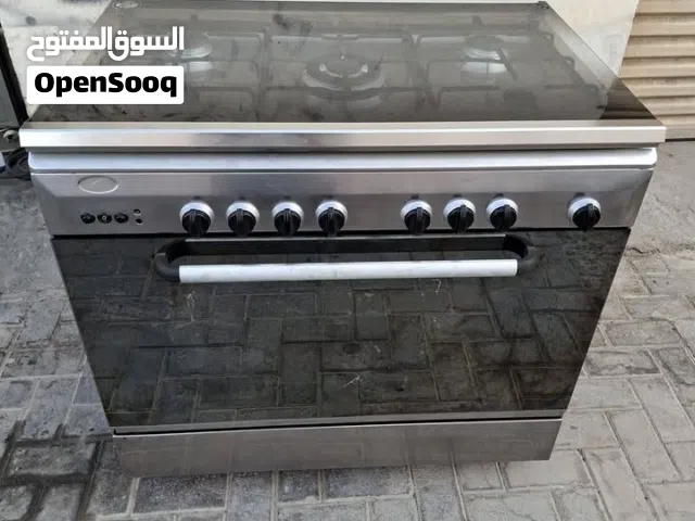 فرن ايطالي مقاس 60/90 بحالة ممتازة جدا،