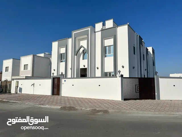 305 m2 5 Bedrooms Villa for Sale in Muscat Amerat