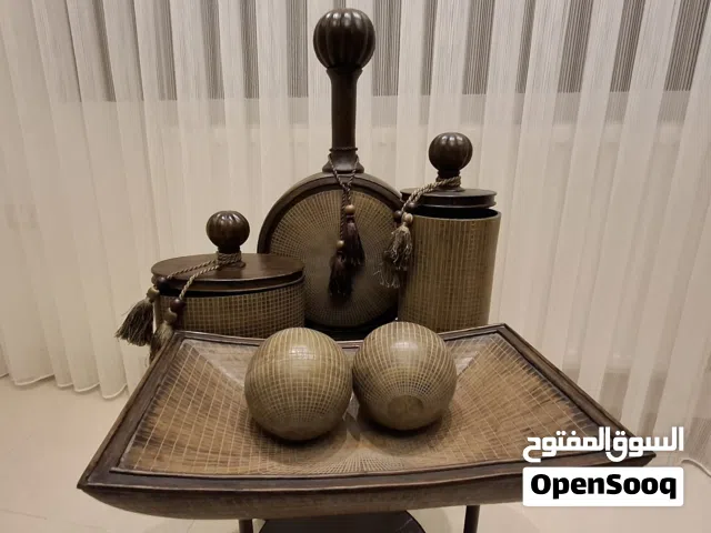 تحف ديكورية فاخرة ثقيلة مصنوعة من العظم وليست خشب بحالة الجديد للبيع