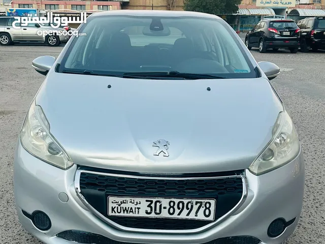 Used Peugeot 208 in Hawally