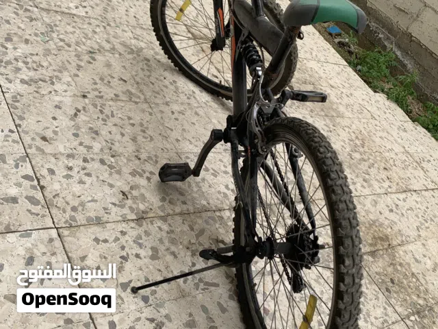 بسكليت للبيع سعر حرررررررررق 32  بده تغير جنزير فقط هي المشكله الوحيدة أما الباقي شغال