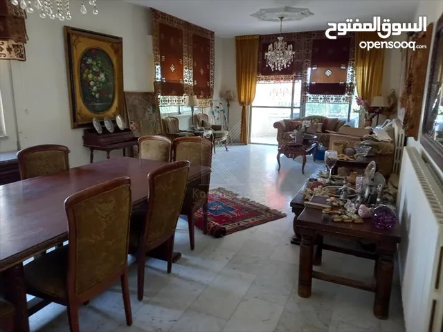 فيلا مستقلة للبيع في ام السماق