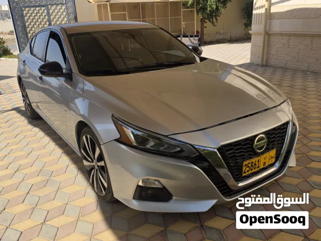 Used Nissan Altima in Muscat