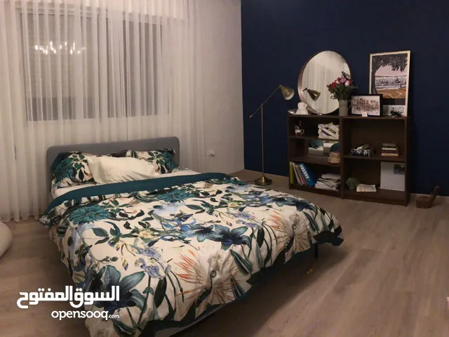 شقه مميزه للبيع بمساحه 150متر في ارقى احياء ابو نصير