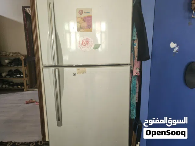 ثلاجه  هيتاشي  470لتر شبه جديد 130000