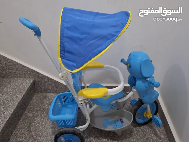 دراجه اطفال حلتها جديده نظيف جدا