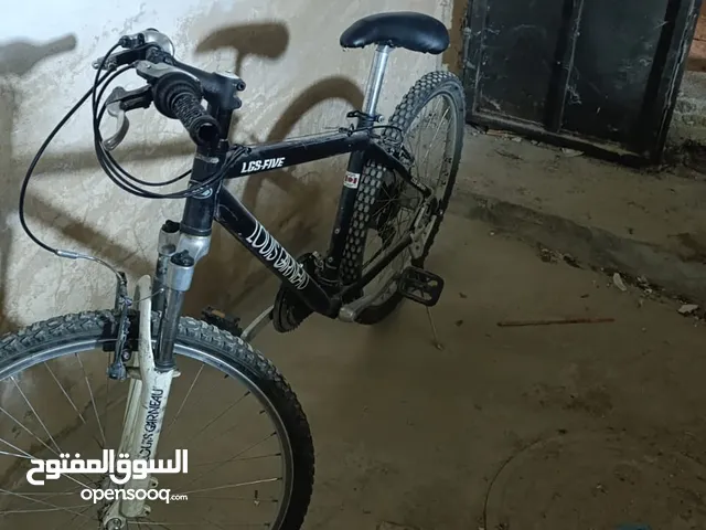 بسكليت للبيع