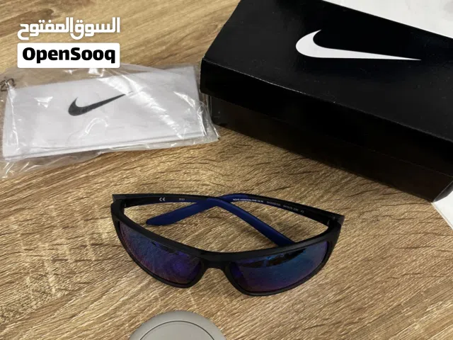 نظارات اصلية وجديدة للبيع