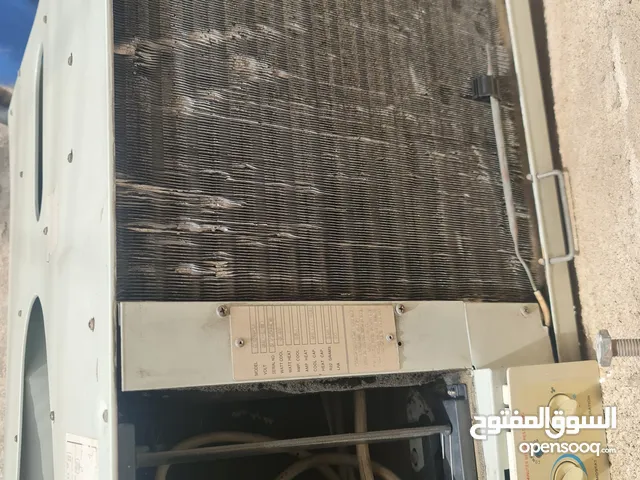 تبريد شباكي جبسون 2 طن تبريد ممتاز باب اول نظيف جدا تبريد فقط
