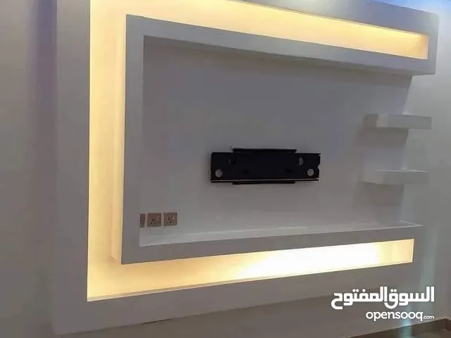 ديكور حائط وتركيب ورق حائط