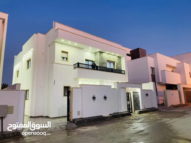 0 m2 4 Bedrooms Villa for Sale in Tripoli Ain Zara