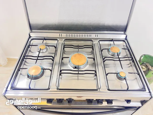 Universal Ovens in Ajloun