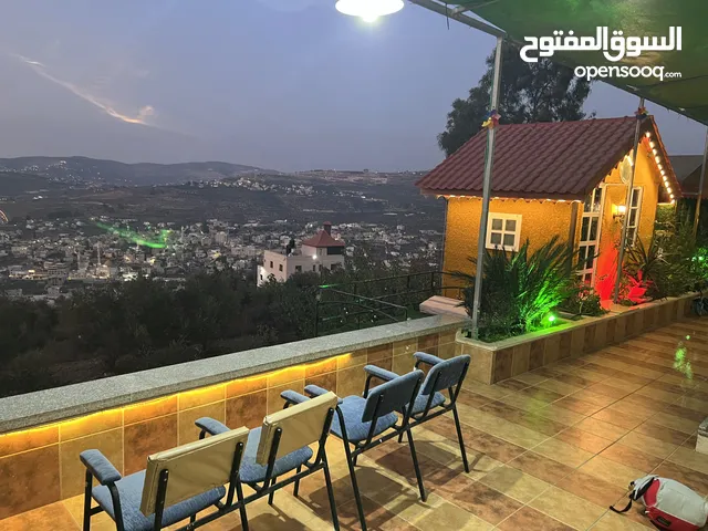 شاليه مع كوخ وجكوزي للعرسان او زوجين جين واطفالهم للايجار مع مبيت في نابلس 10 دقايق عن رفيديا