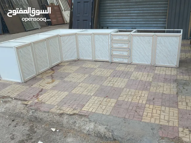 مطبخ المنيوم بحال الوكاله ارضي فقط خمسه متر ونصف