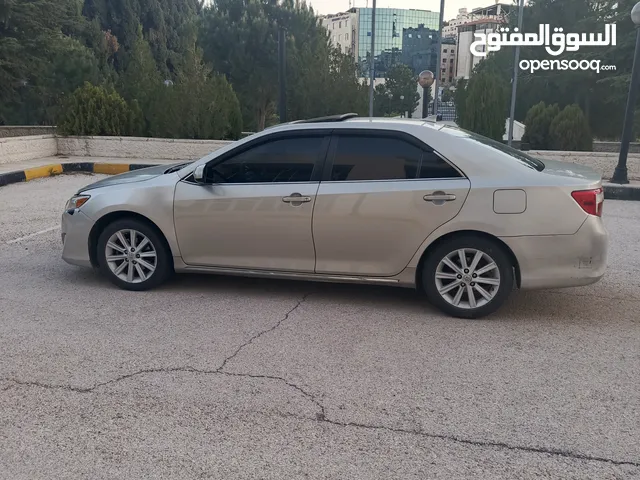 تويوتا كامري موديل 2014 للبيع