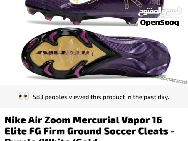 أحذية كرة قدم