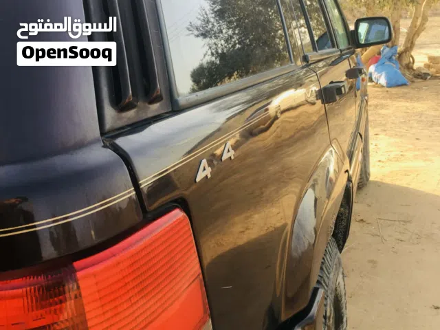 Jeep شيروكي 52