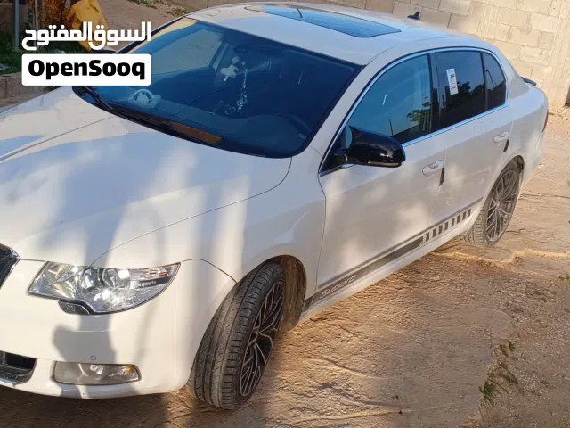 2012 سكودا سوبيرب Elegance