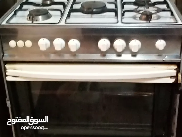 Universal Ovens in Zarqa