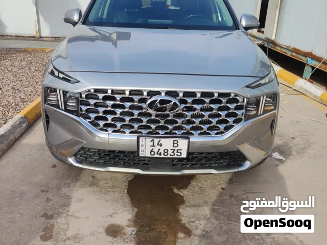 Used Hyundai Santa Fe in Basra