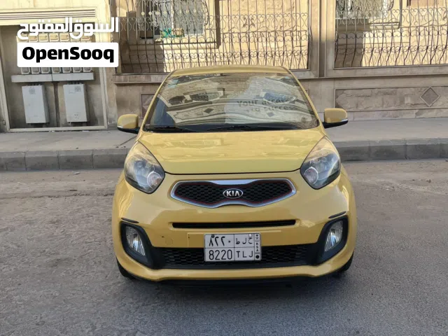 2015 كيا بيكانتو Standard