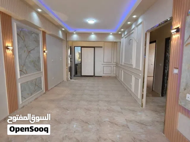 الترا لوكس للايجار فيها اسانسير