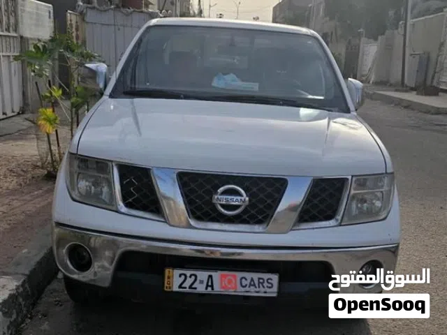 2016 نيسان نافارا SE